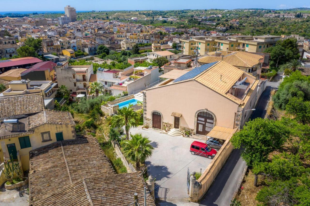 Villa Rosaria Rooms Noto Exteriör bild