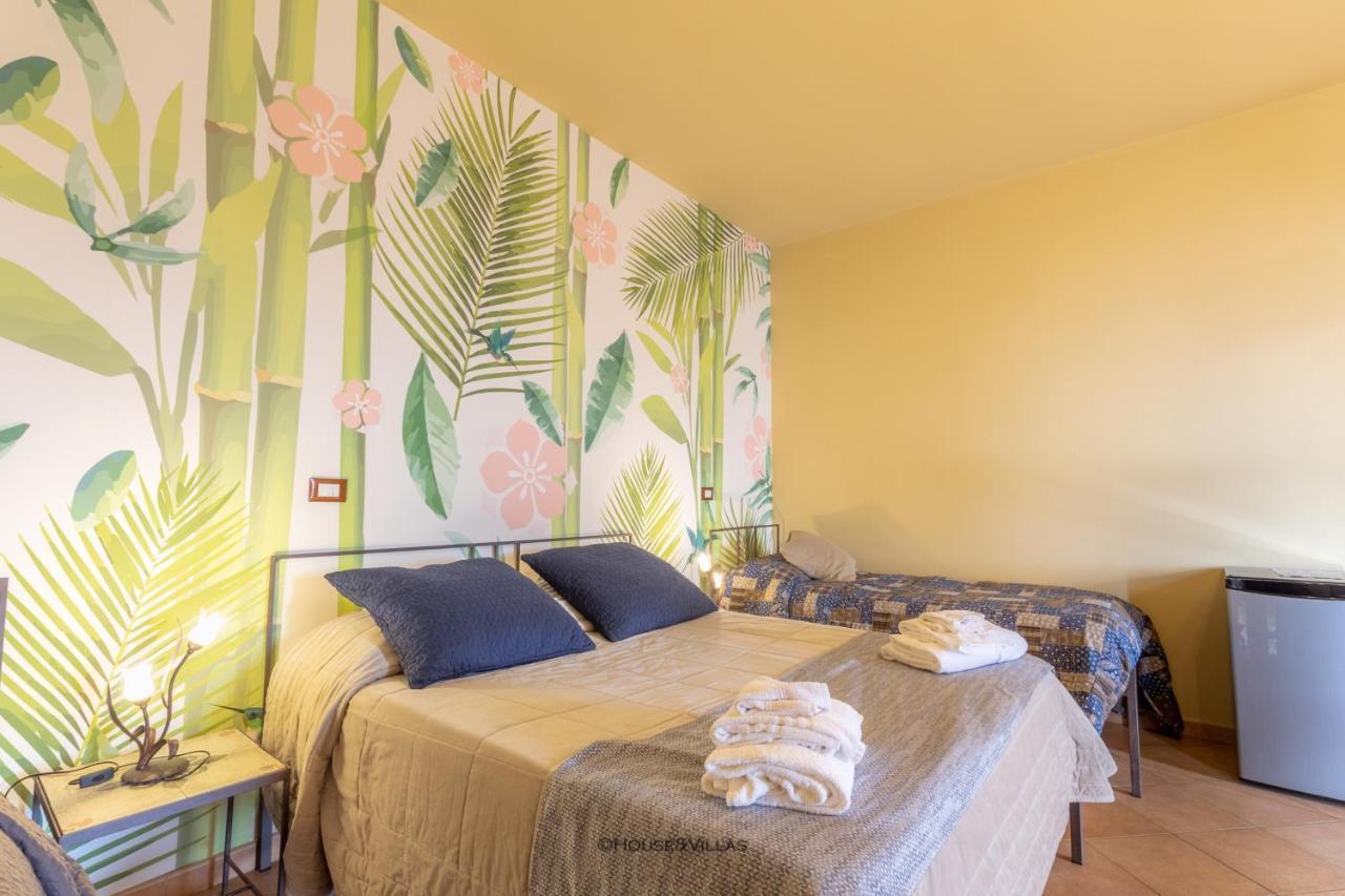 Villa Rosaria Rooms Noto Exteriör bild
